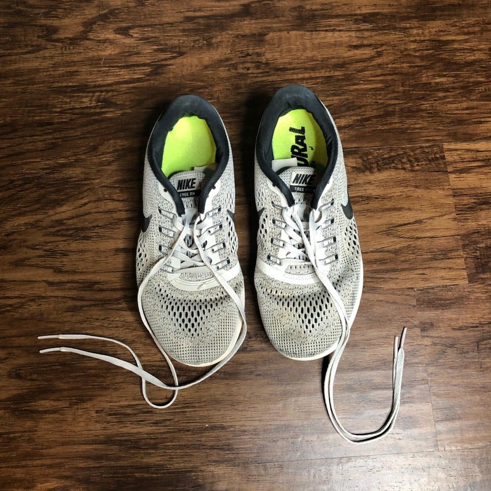 Nike Free Runs